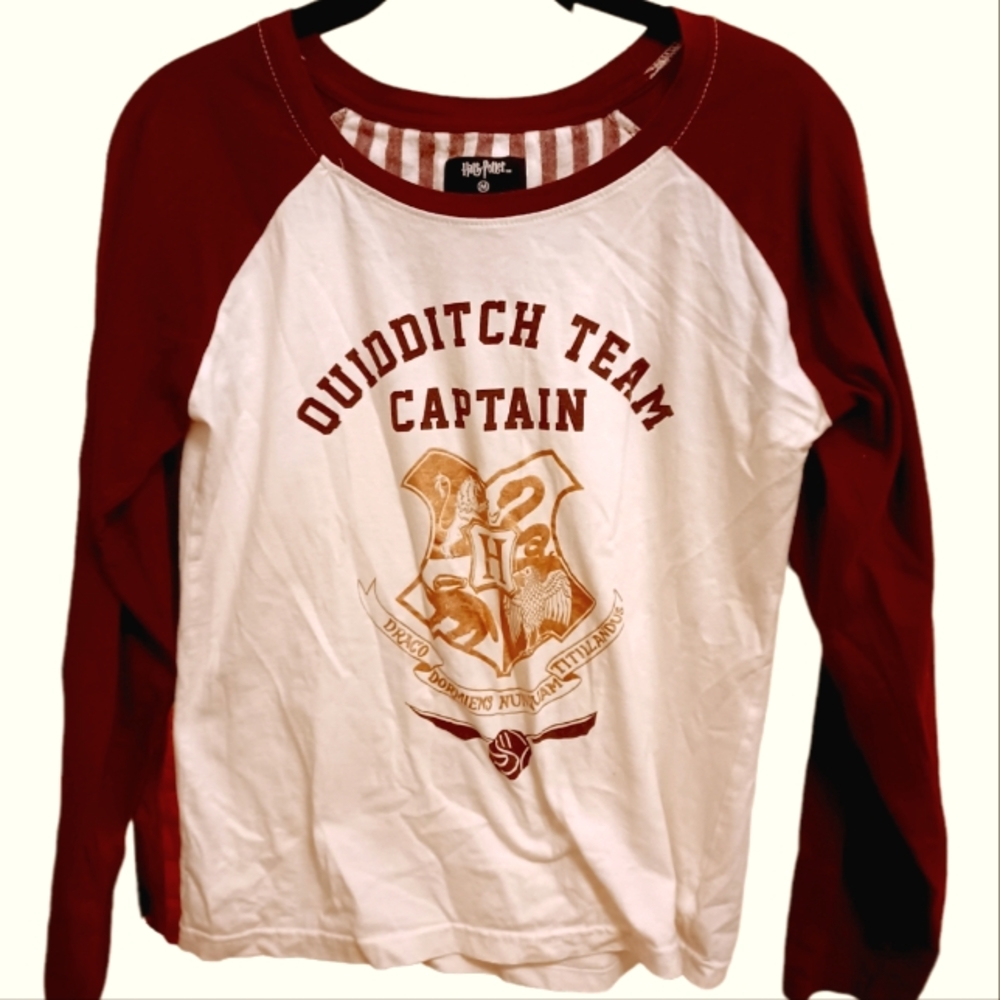 Quidditch Team Captain shirt size M